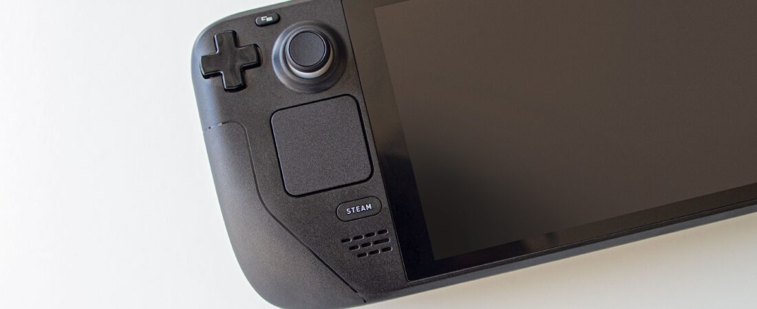 Steam Deck vs Nintendo Switch 2 em 2026: Qual Portátil Vale Mais a Pena?